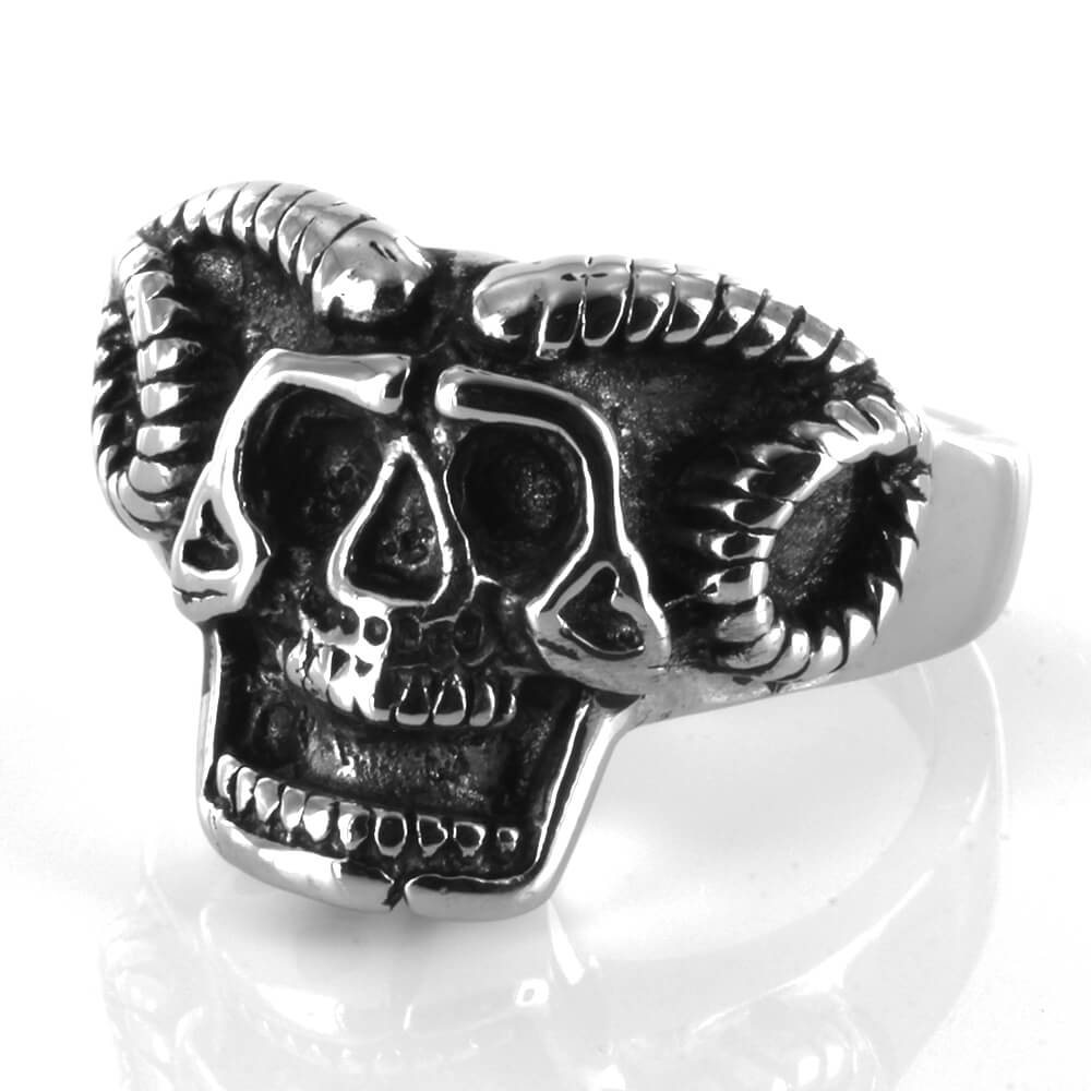 Bague acier Horn Monster Alien Skull