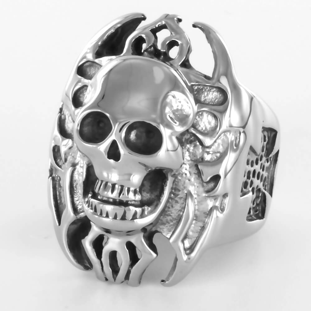 Bague acier Patty Cross Shank Bat Wing Skull